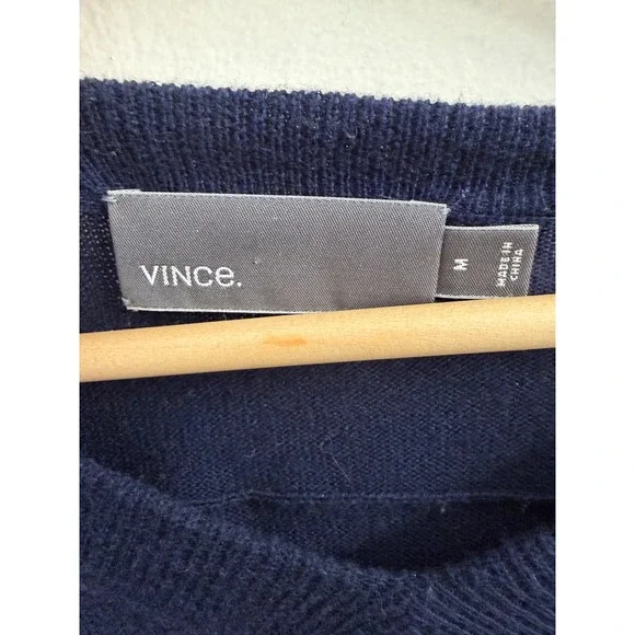 Vince Mens Navy Blue Cotton Cashmere V-Neck Sweater M Pullover RN106730 - Picture 4 of 5